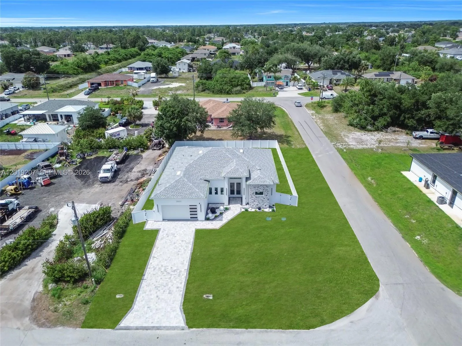 2900 41st ST SW, Lehigh Acres, FL 33976 photo 2