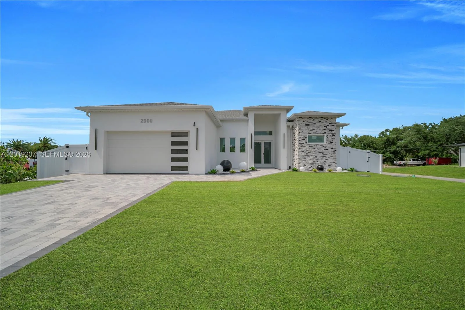 2900 41st ST SW, Lehigh Acres, FL 33976 photo 3