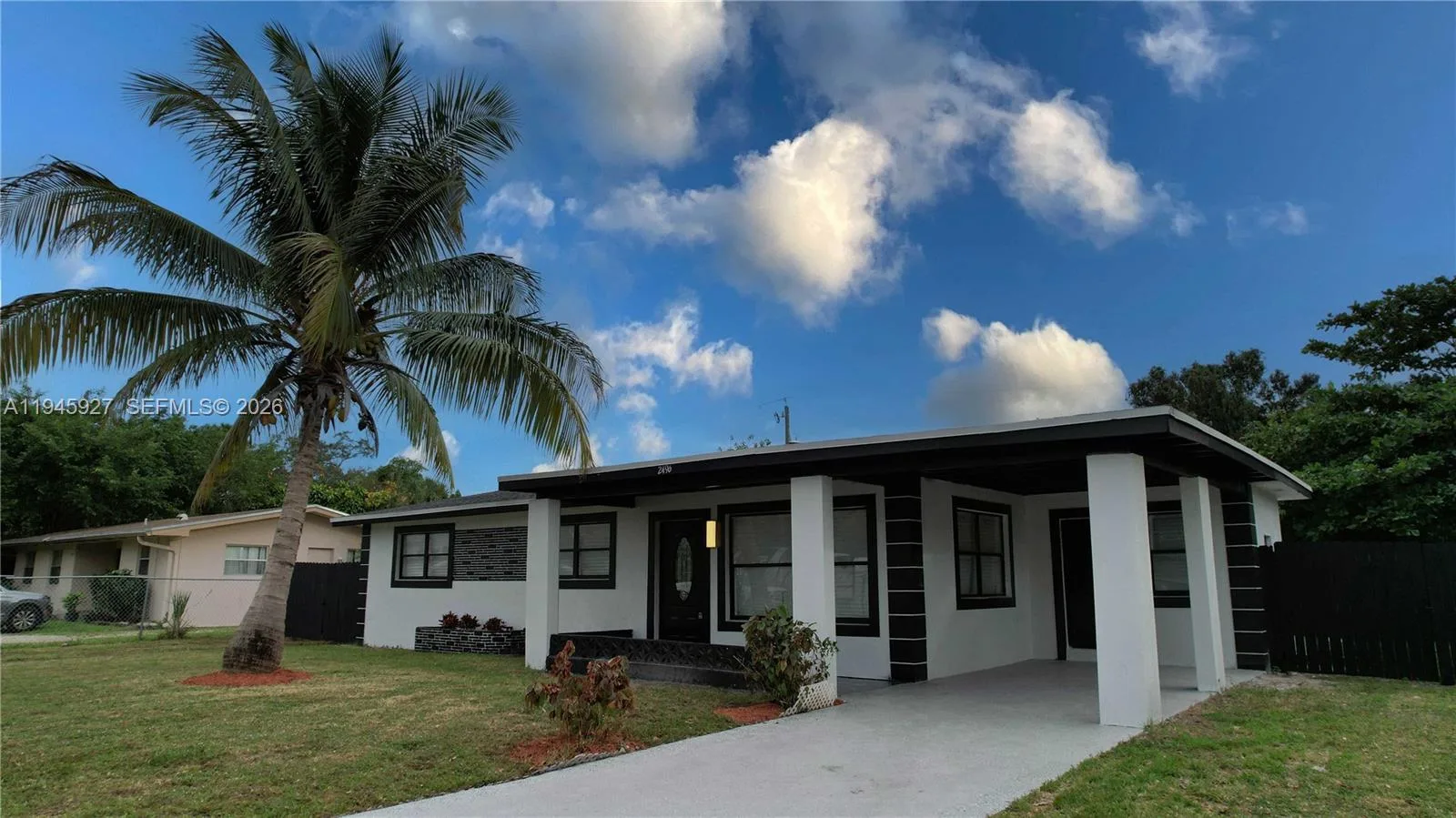 2496 SW 8th St, Fort Lauderdale, FL 33312 photo 3