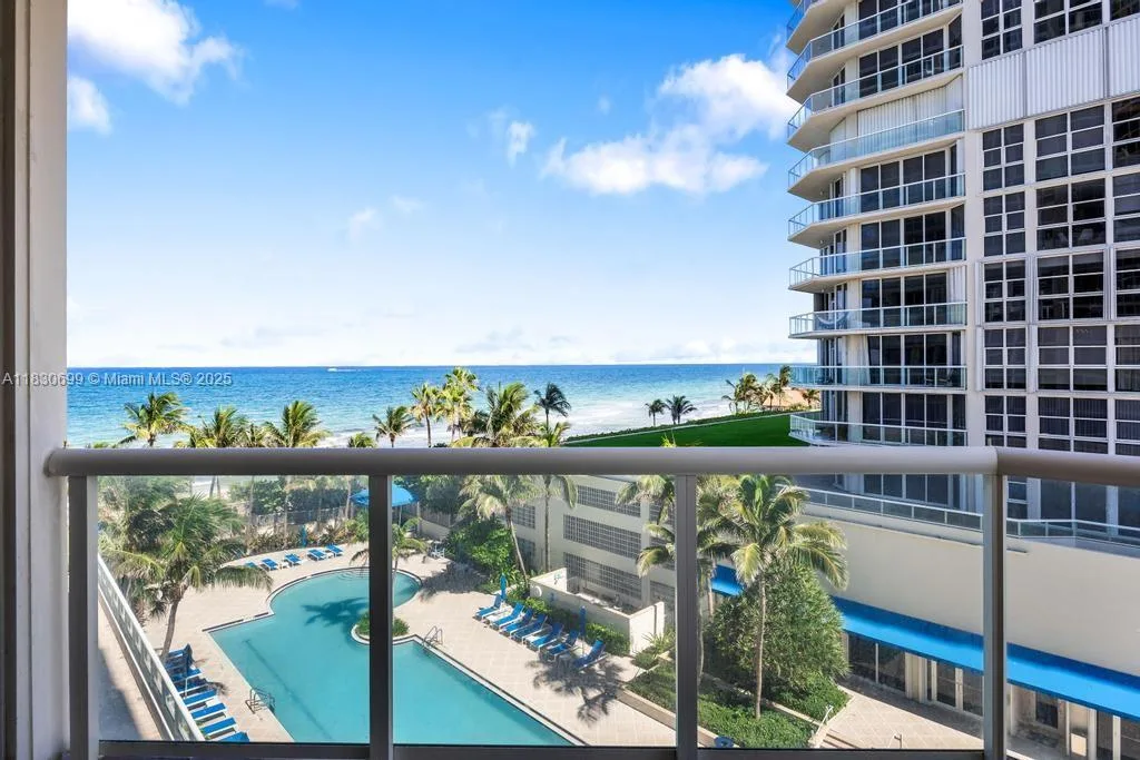 6051 N Ocean Dr # 502, Hollywood, FL 33019