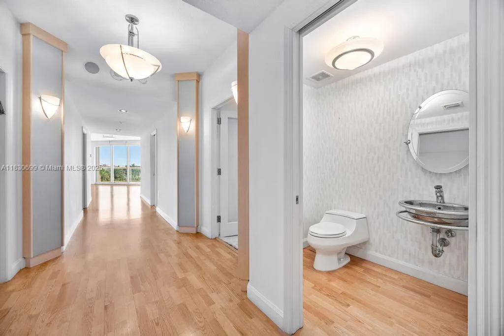 6051 N Ocean Dr # 502, Hollywood, FL 33019 photo 7