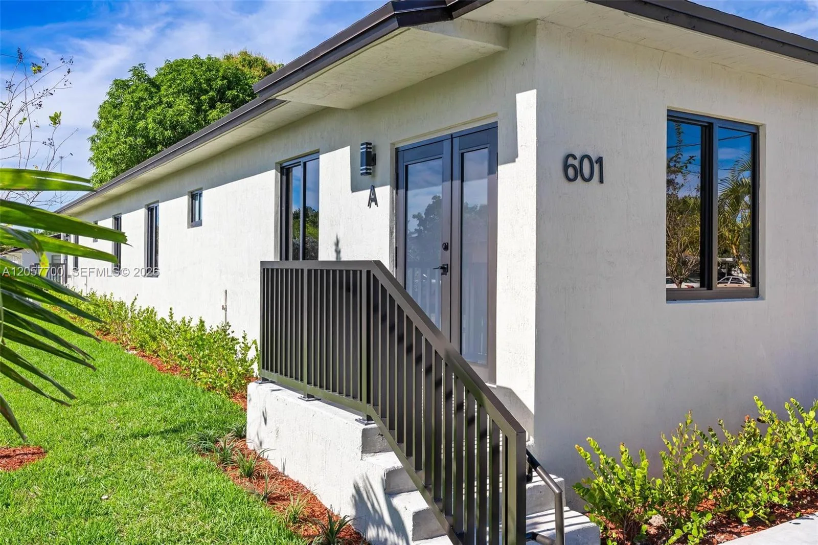601 NW 3rd Ave # A, Hallandale Beach, FL 33009