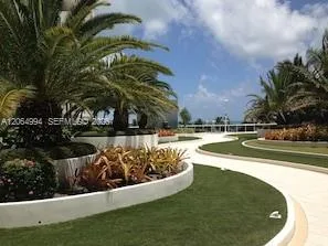 100 Lincoln Rd # 1541, Miami Beach, FL 33139 photo 12
