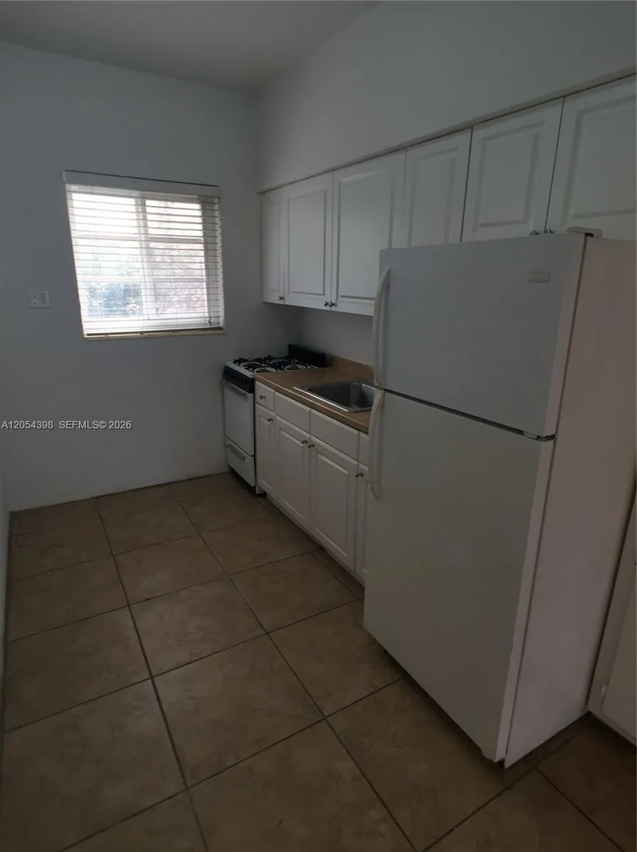 901 7th St # 1, Miami Beach, FL 33139 photo 5