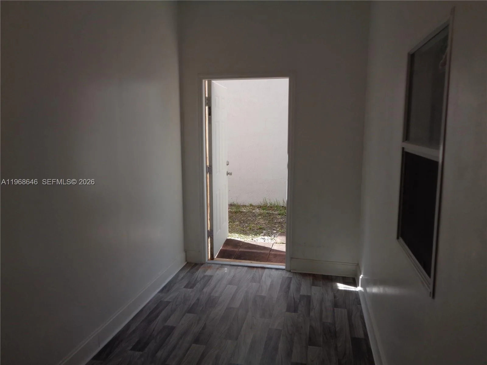 2060 SE 14th St, Homestead, FL 33035 photo 7