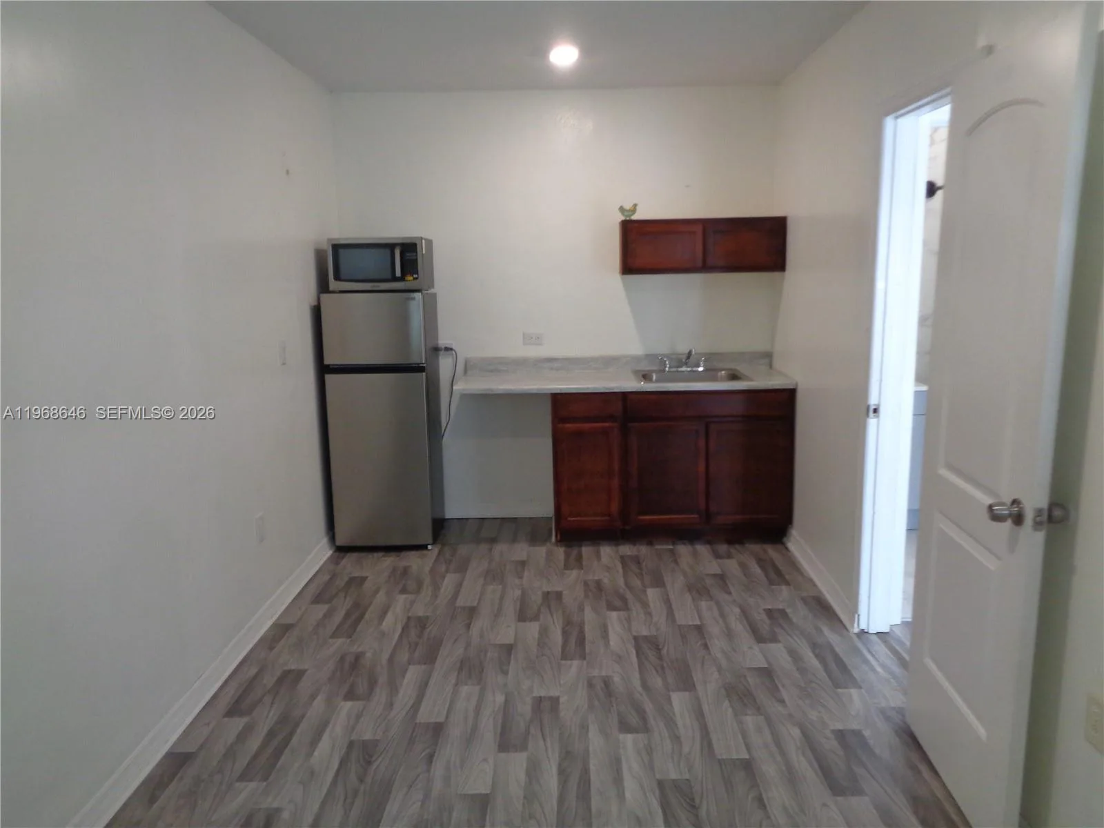 2060 SE 14th St, Homestead, FL 33035 photo 8