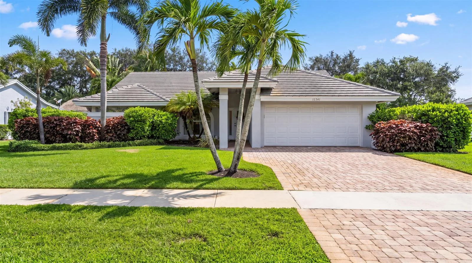 13741 Sheffield Street, Wellington, FL 33414