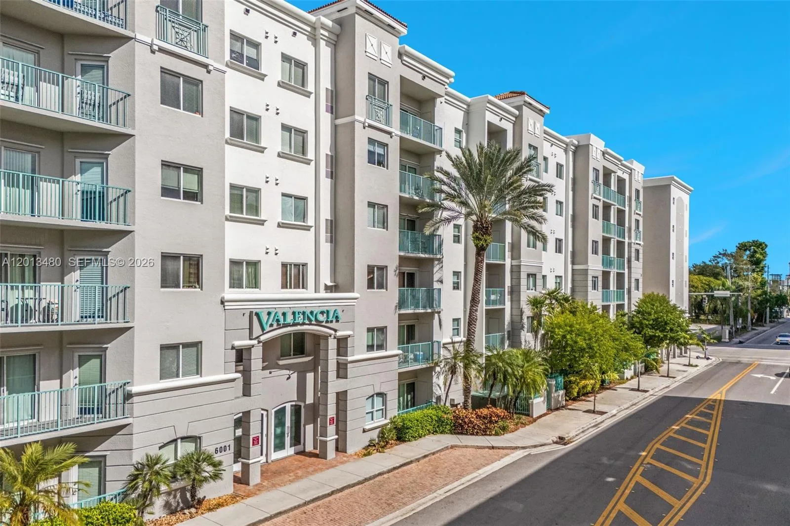 6001 SW 70th St # 339, South Miami, FL 33143
