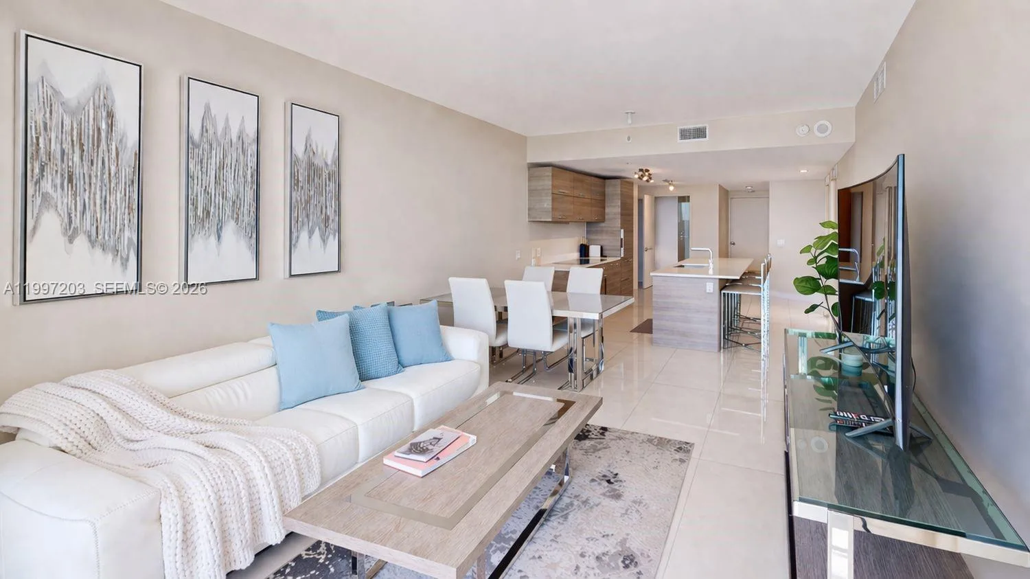 650 NE 32nd St # 2005, Miami, FL 33137 photo 11