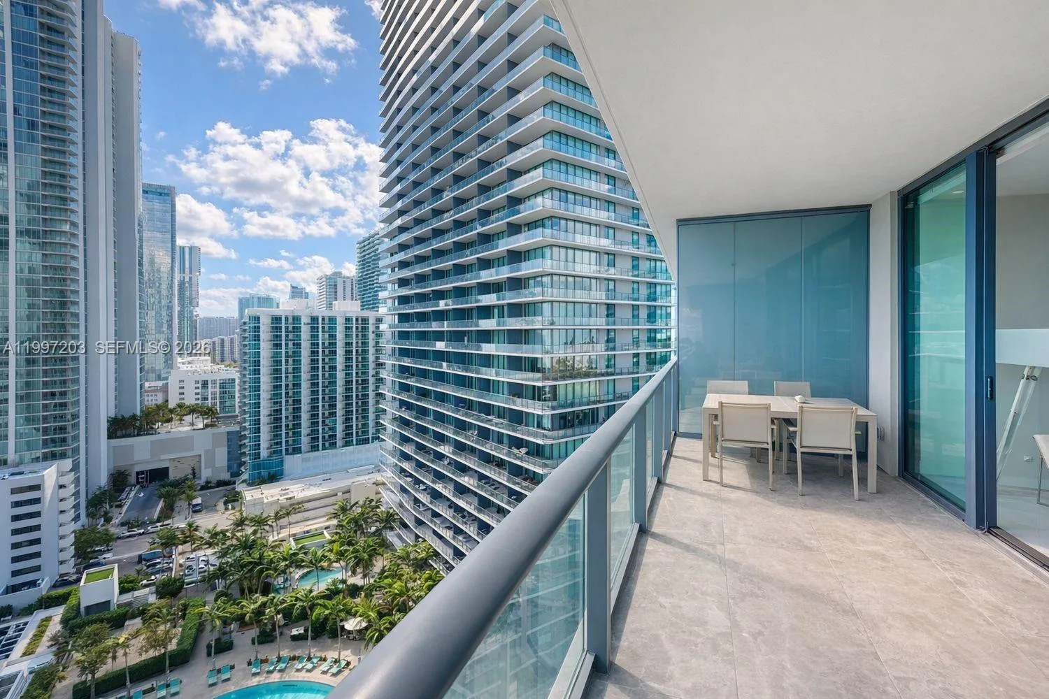 650 NE 32nd St # 2005, Miami, FL 33137 photo 2