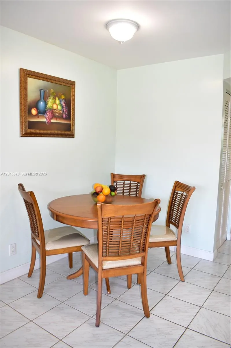 8851 Sunrise Lakes Blvd # 207, Sunrise, FL 33322 photo 5