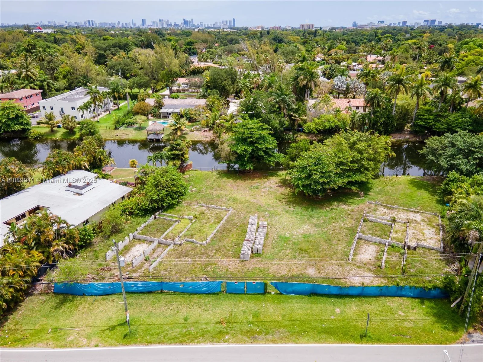 11595 W Biscayne Canal Rd, Miami, FL 33161 photo 2