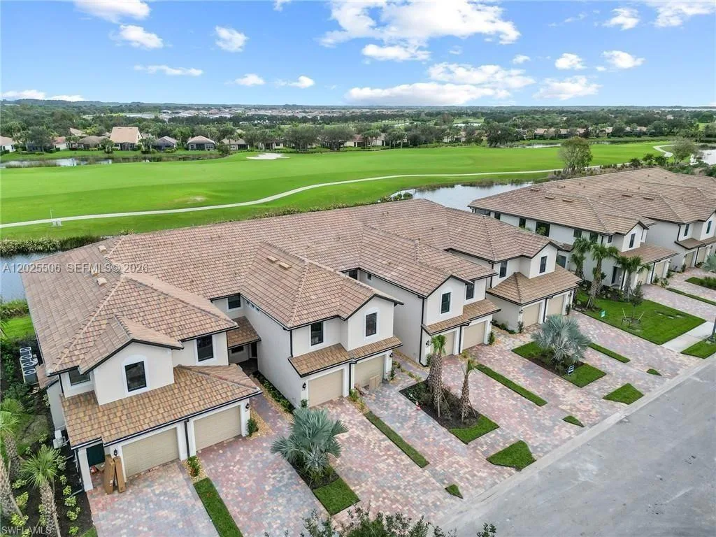 5710 Mayflower Way # 102, Other City - In The State Of Florida, FL 34142
