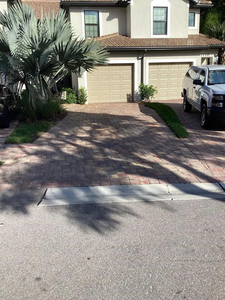 5710 Mayflower Way # 102, Other City - In The State Of Florida, FL 34142 photo 6