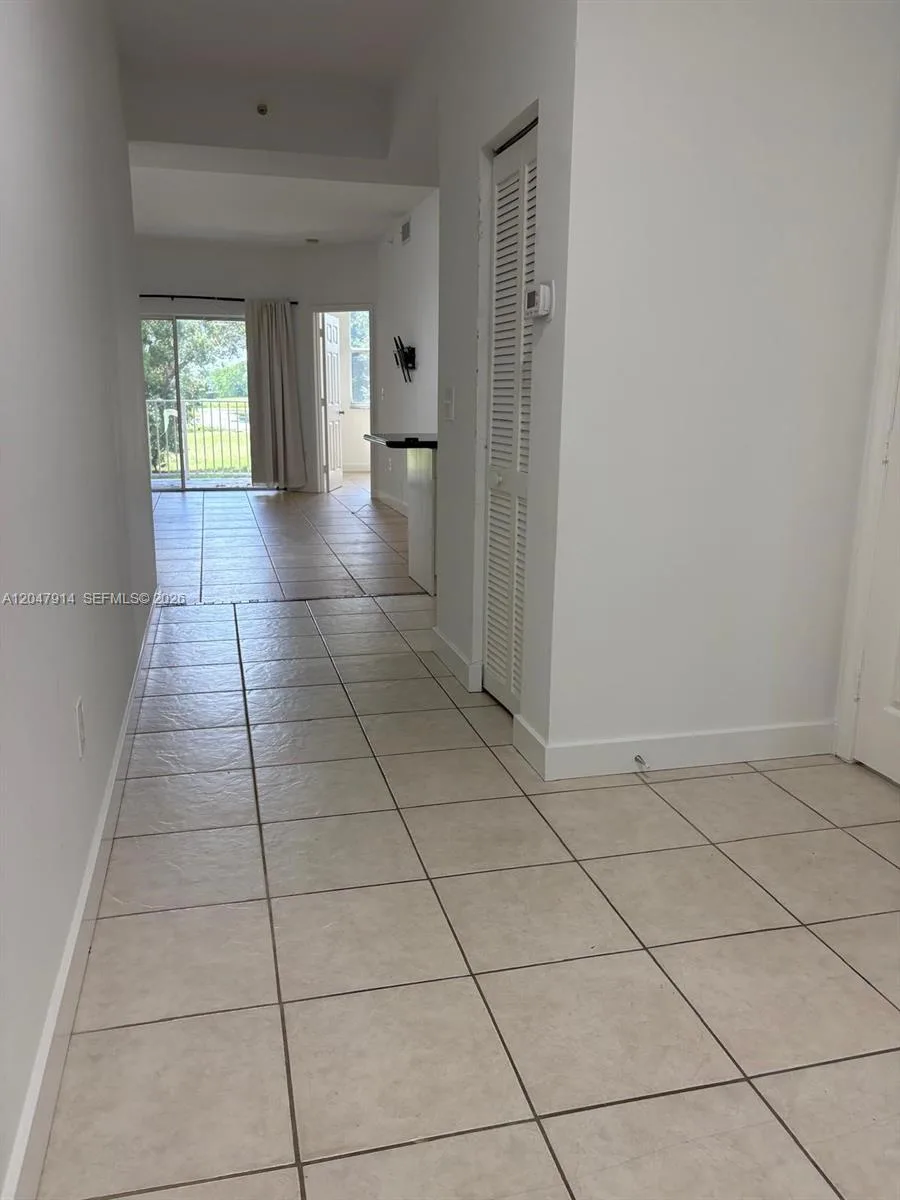 2080 Greenview Shores Blvd # 410, Wellington, FL 33414