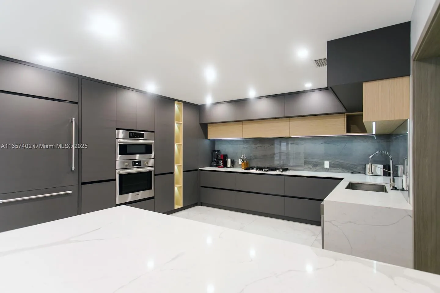 1218 Hollywood Blvd, Hollywood, FL 33019 photo 10