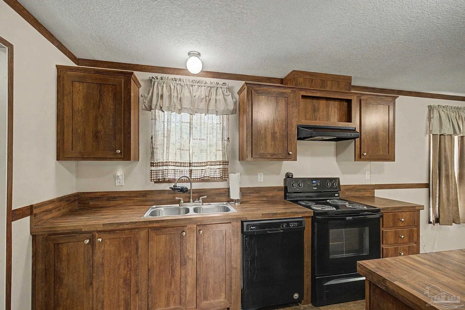 5730 Government Dr, Gulf Breeze, FL 32563 photo 9
