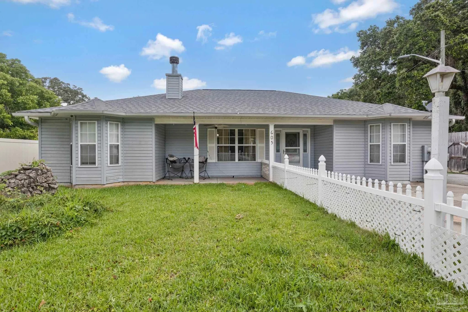 605 Armenia Dr, Pensacola, FL 32505 photo 2