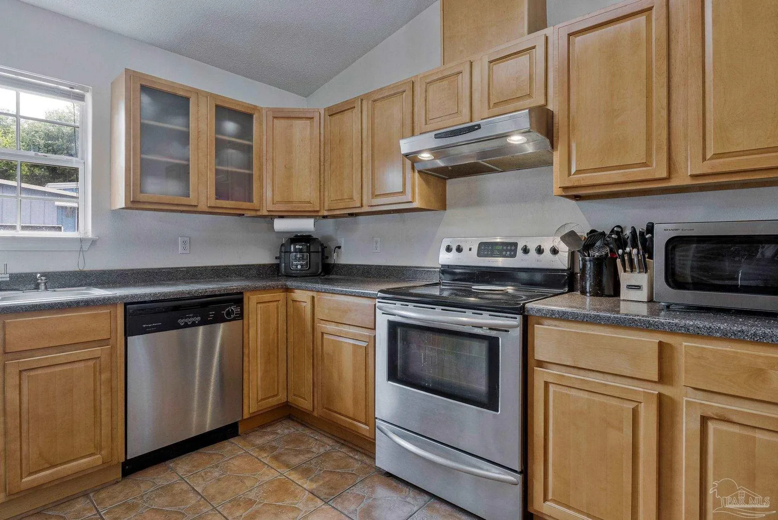 605 Armenia Dr, Pensacola, FL 32505 photo 6