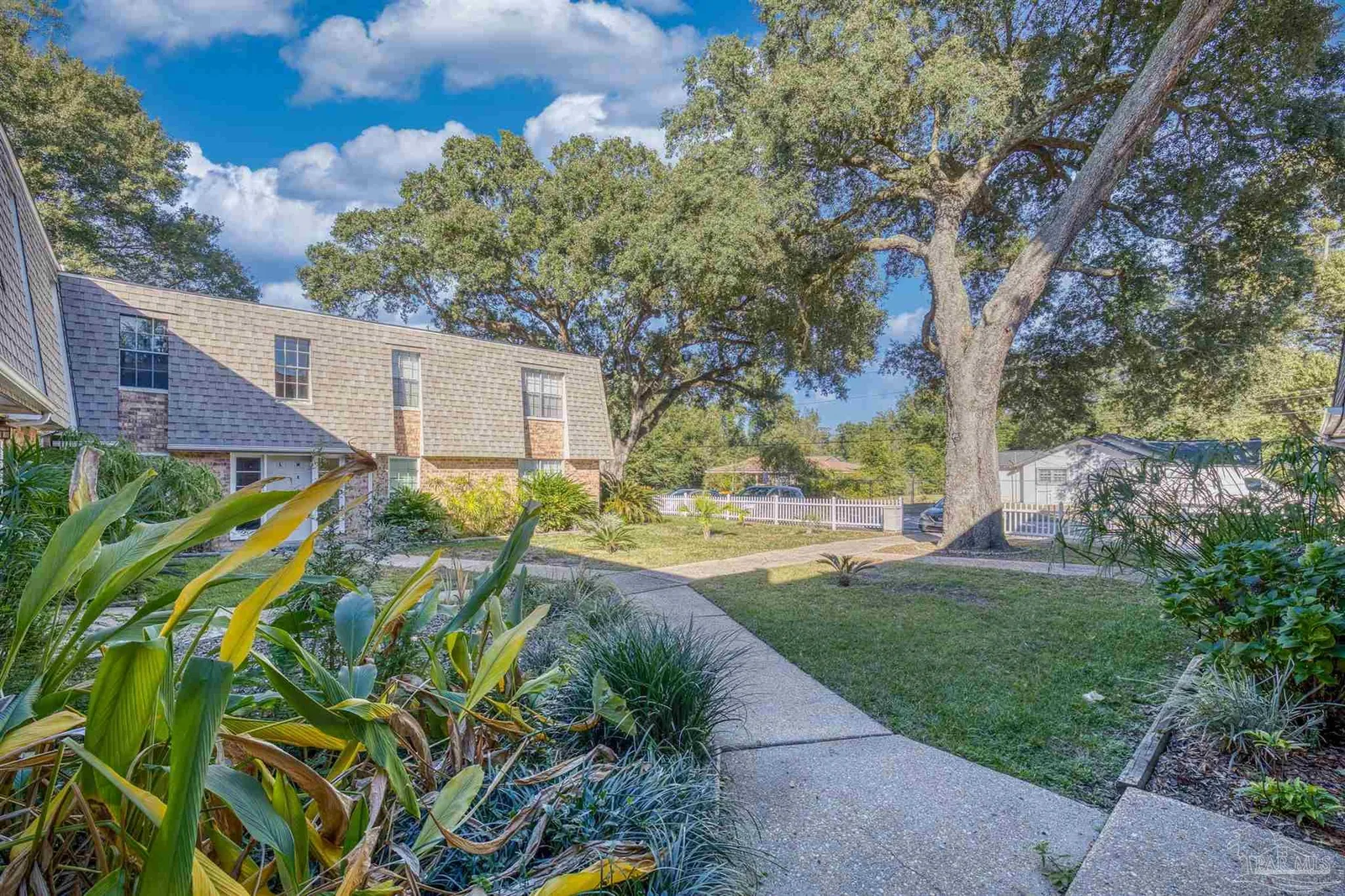 8101 Tippin Ave # D, Pensacola, FL 32514 photo 2