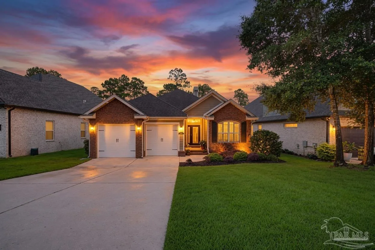 5965 Dahoon Dr, Pensacola, FL 32526