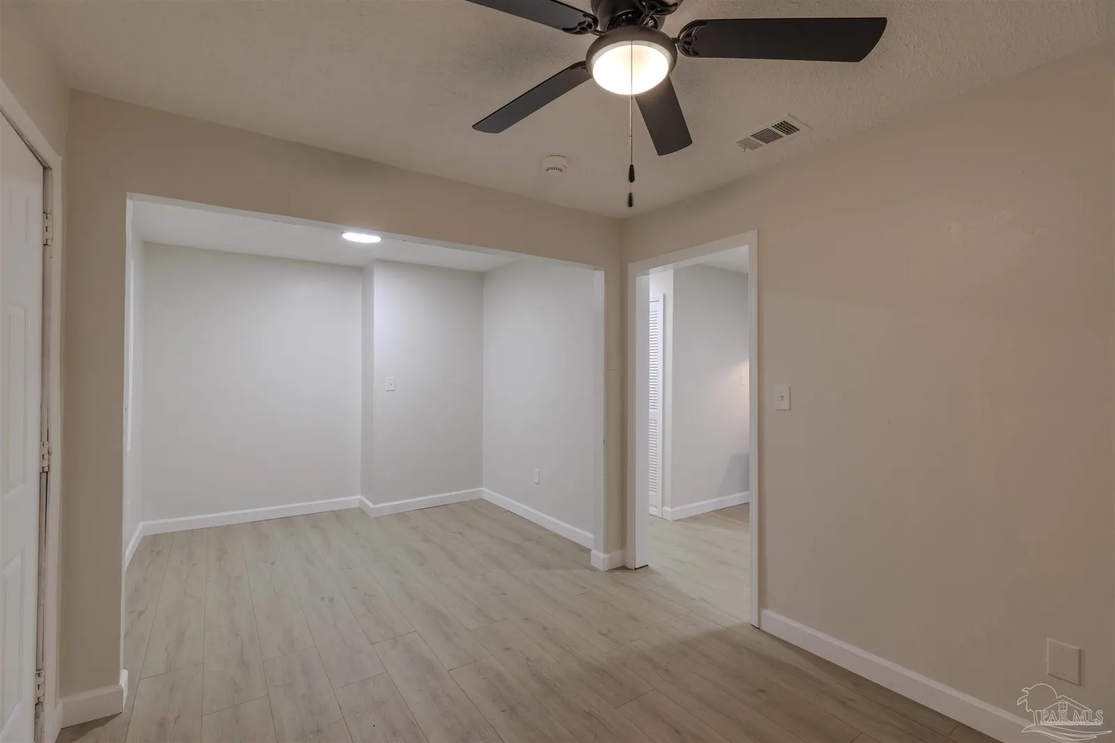 825 Booker Ave, Cantonment, FL 32533 photo 11