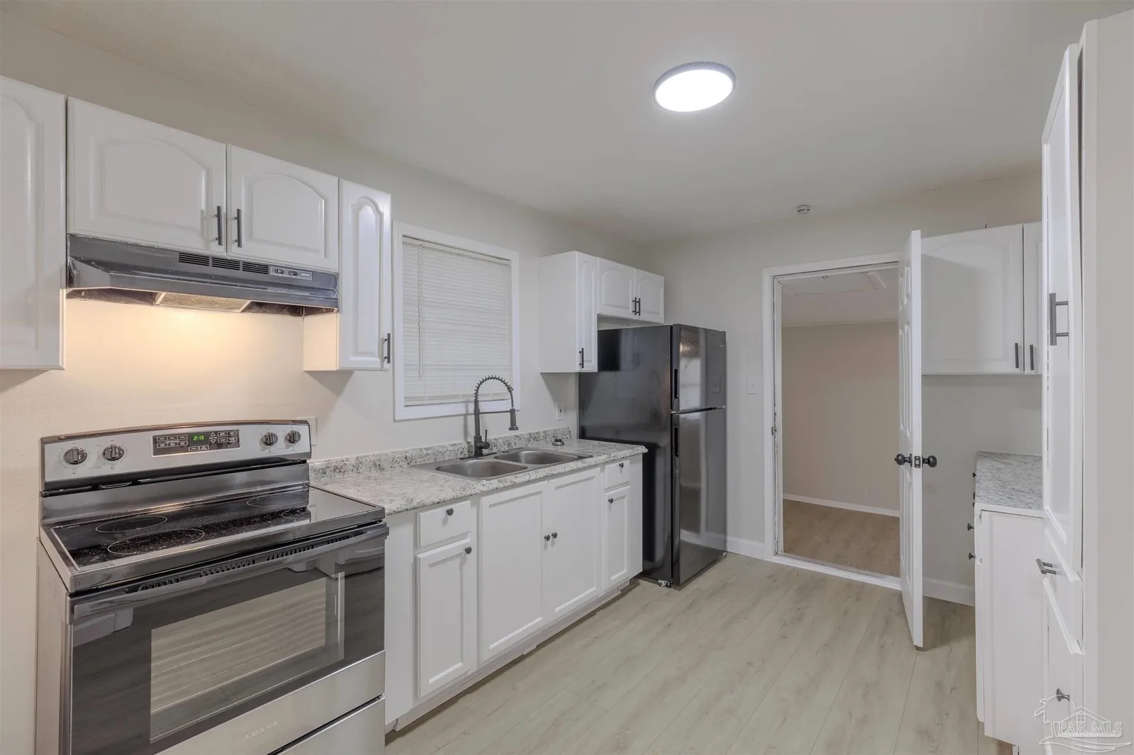 825 Booker Ave, Cantonment, FL 32533 photo 13