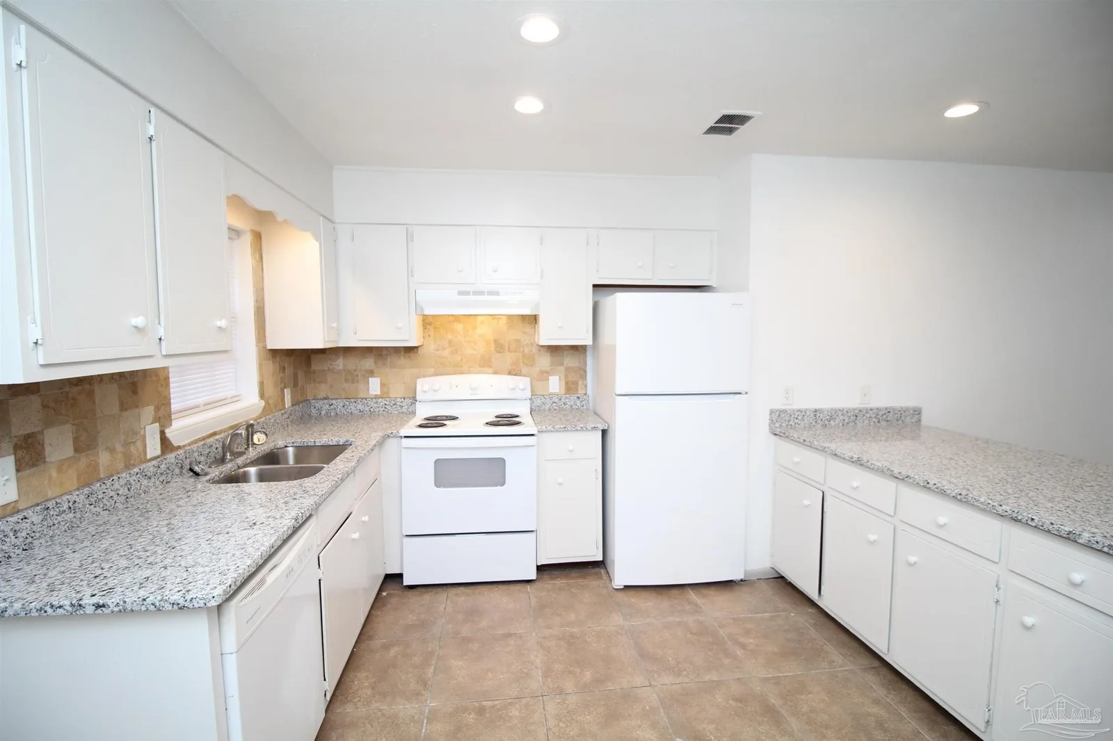4964 W Spencer Field Rd, Pace, FL 32571 photo 5