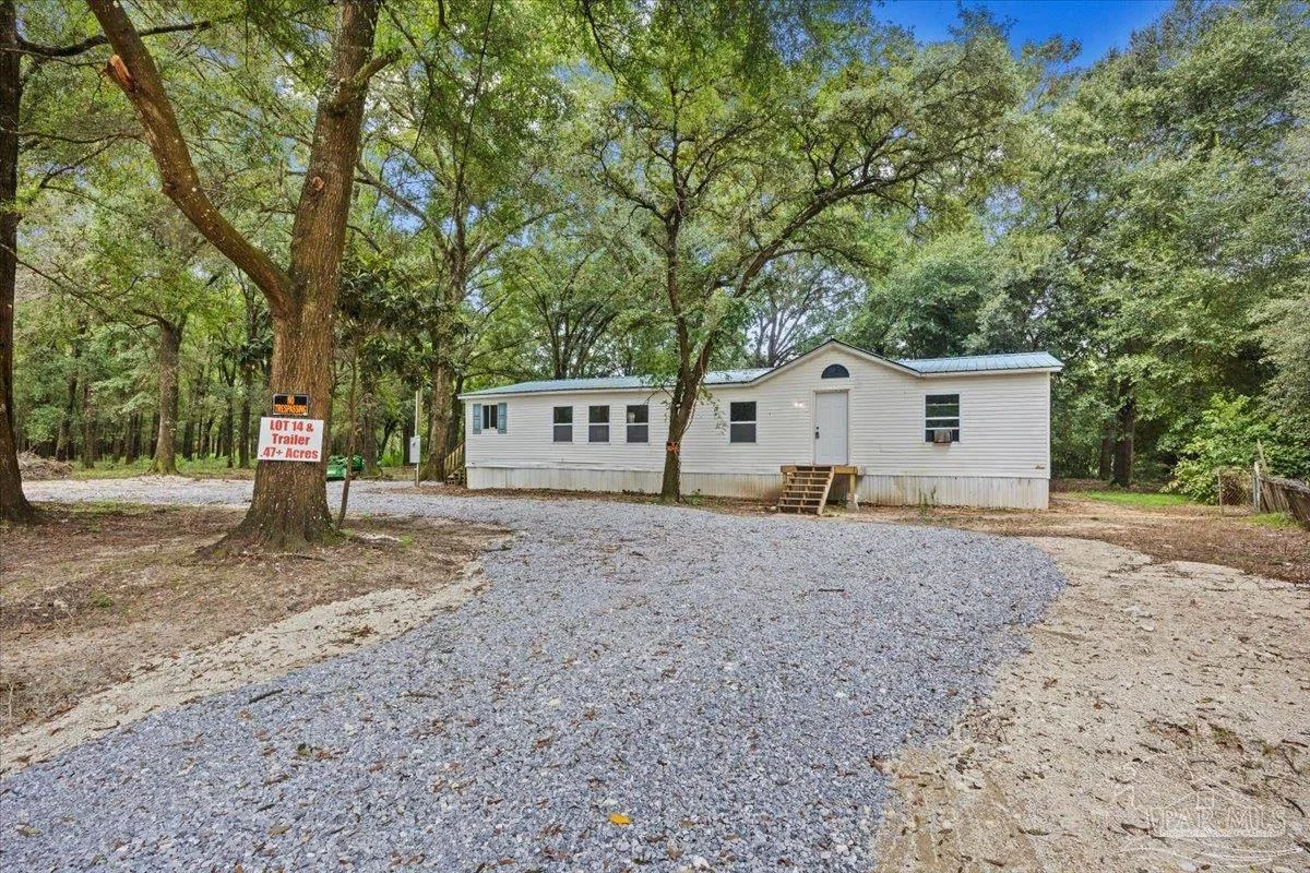 5127 Lake End Dr, Milton, FL 32583 photo 3