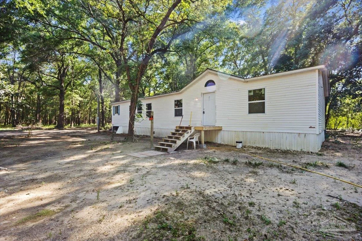 5127 Lake End Dr, Milton, FL 32583 photo 4