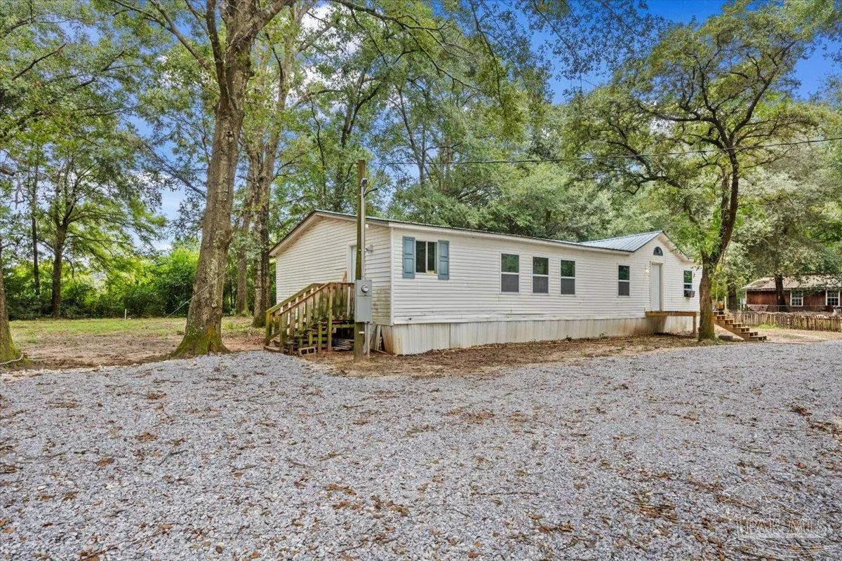 5127 Lake End Dr, Milton, FL 32583 photo 6