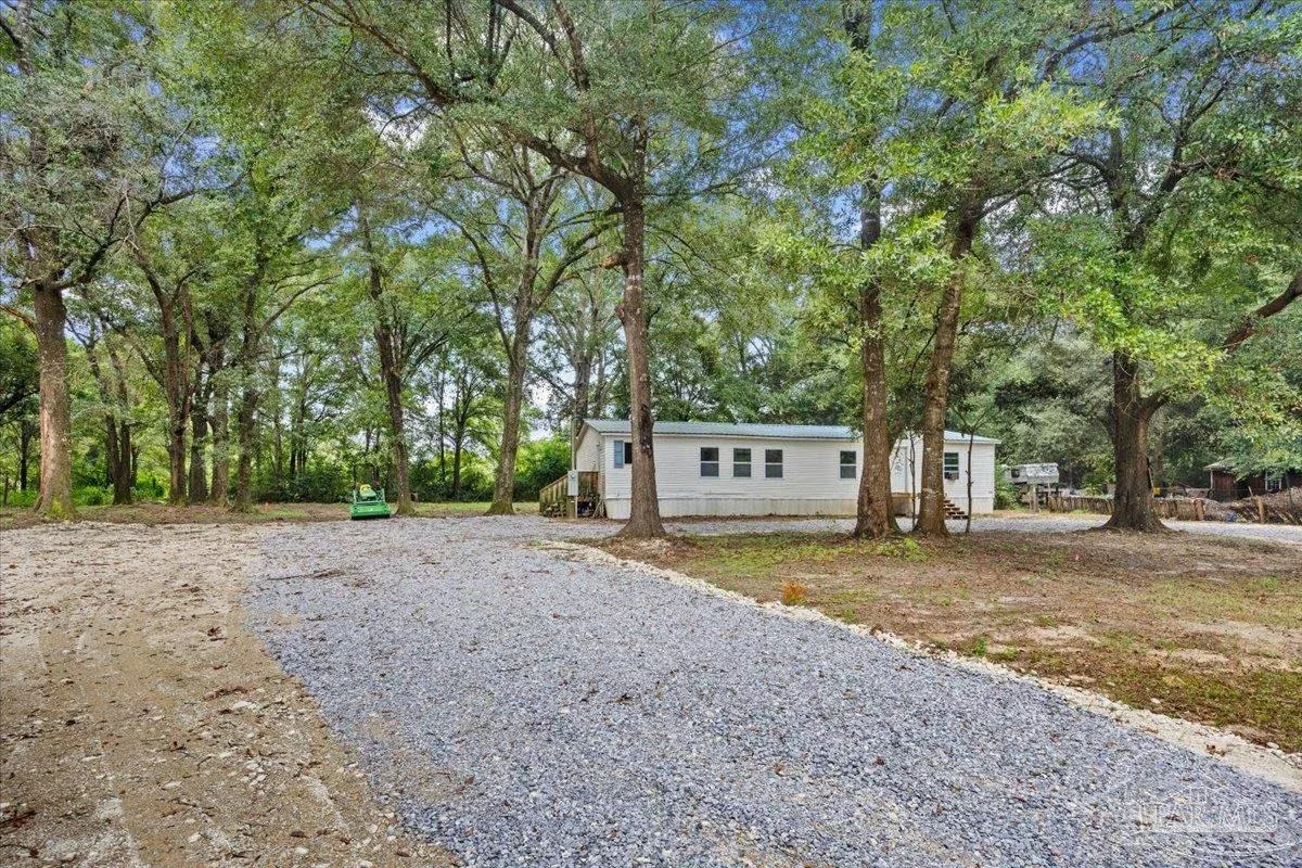 5127 Lake End Dr, Milton, FL 32583 photo 8