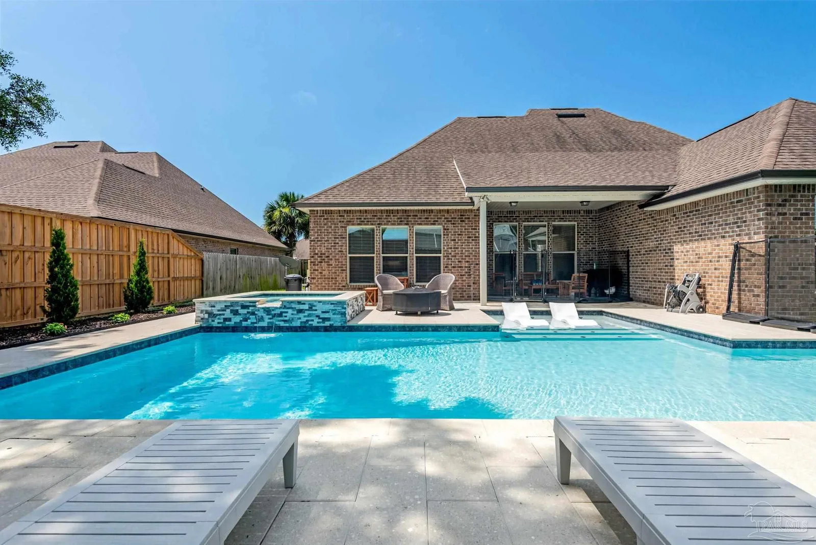1525 Sabal Palm Dr, Gulf Breeze, FL 32563 photo 2
