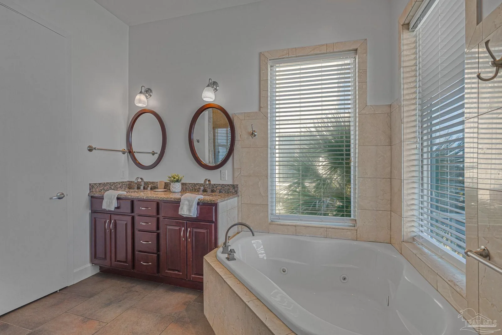 110 Ariola Dr, Pensacola Beach, FL 32561 photo 11