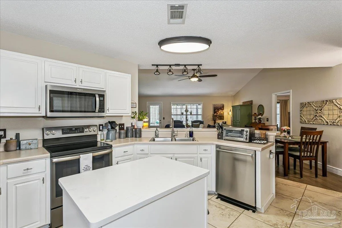 4848 La Casa Cir, Pace, FL 32571 photo 6