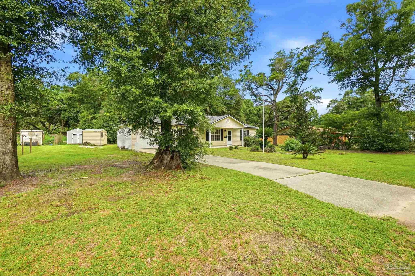 4233 Seminole Trl, Milton, FL 32583 photo 6