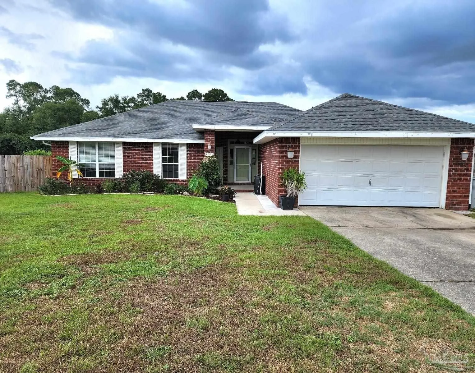 4772 La Casa Cir, Pace, FL 32571