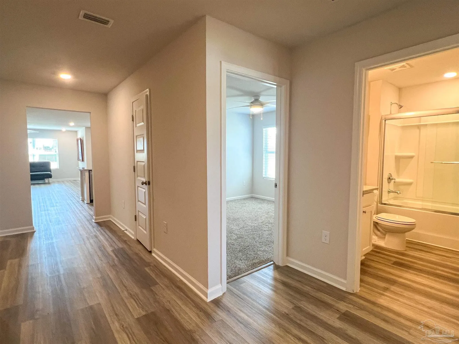 3850 James Stovall St, Pensacola, FL 32526 photo 2