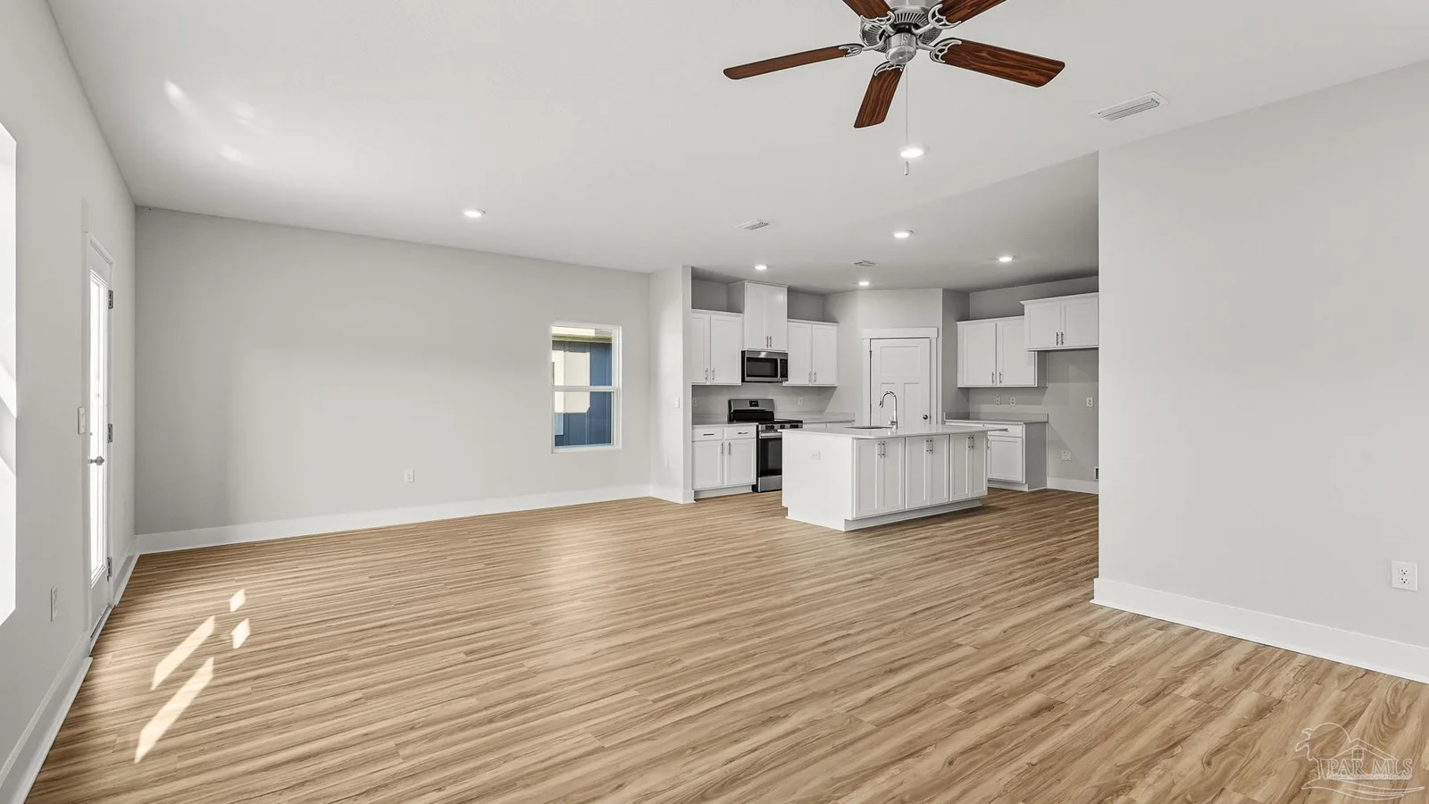 5531 Briset St, Milton, FL 32583 photo 8
