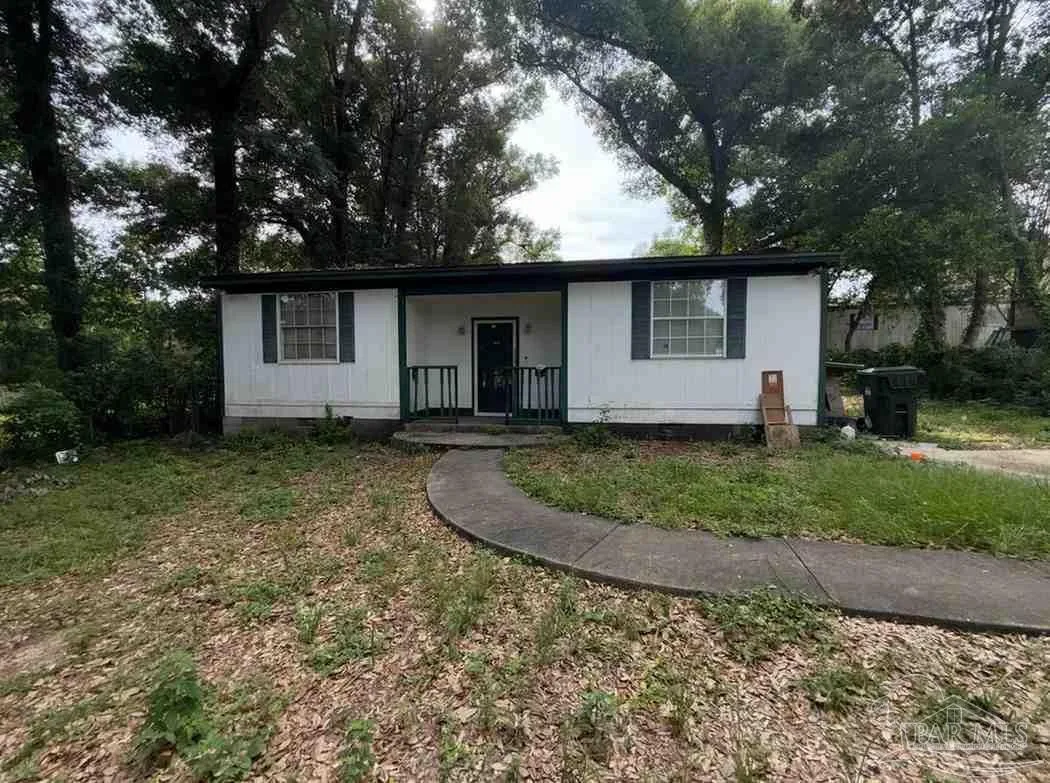 211 Citrus St, Pensacola, FL 32506 photo 3