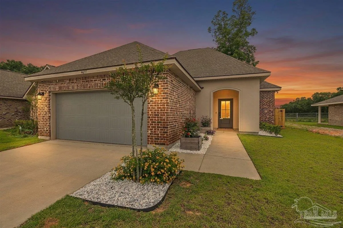 4637 Sago Palm Cir, Pace, FL 32571 photo 2