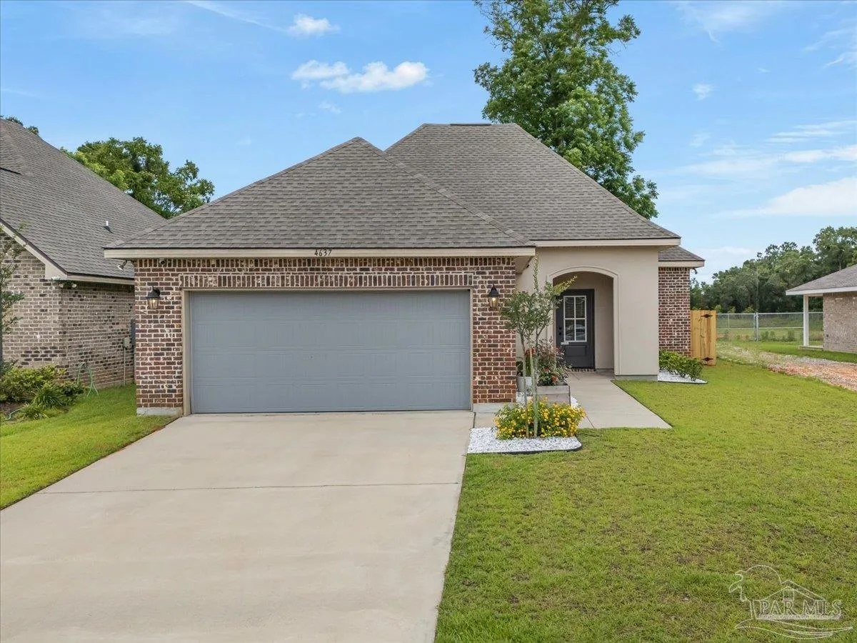 4637 Sago Palm Cir, Pace, FL 32571 photo 4