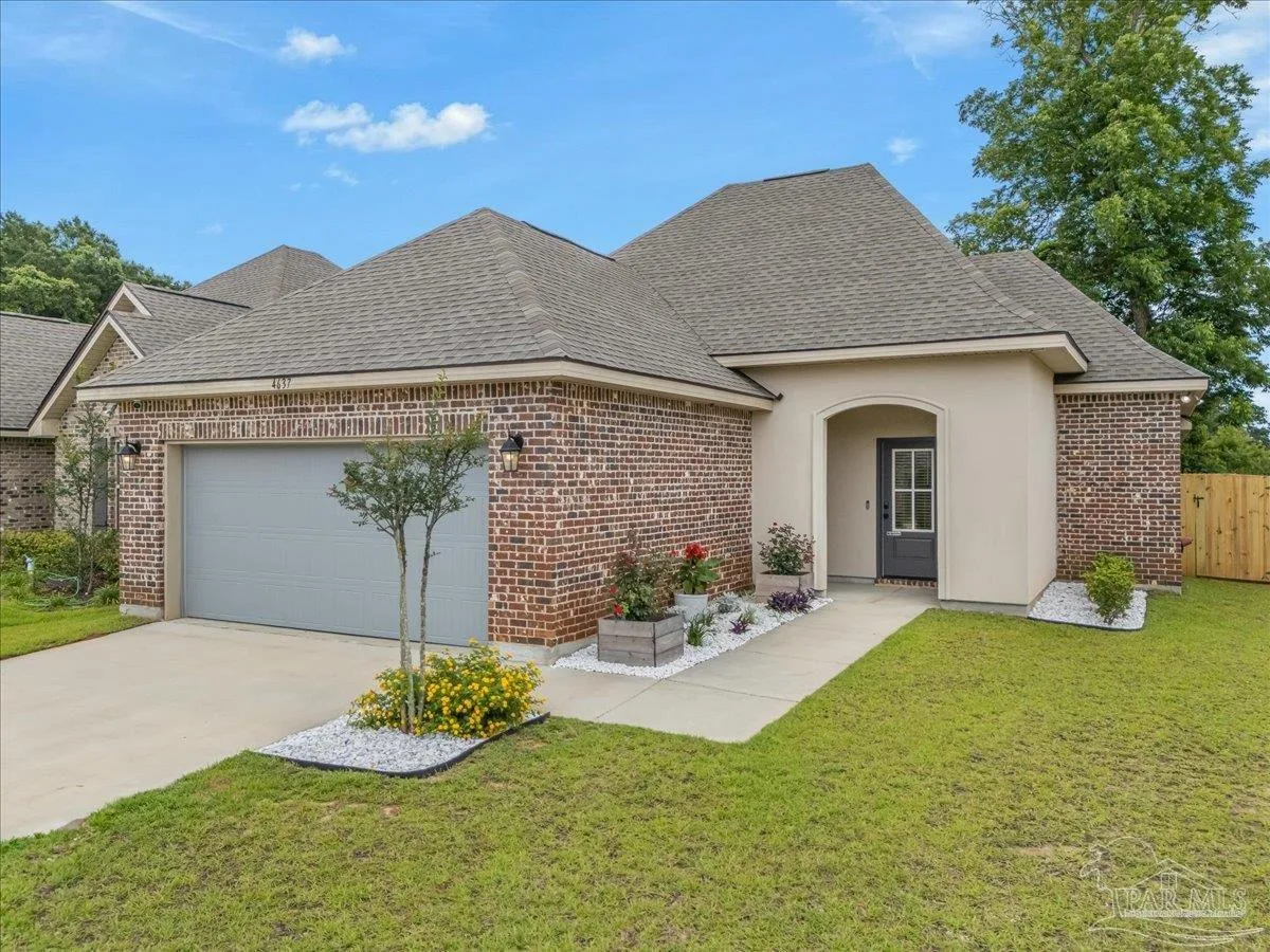 4637 Sago Palm Cir, Pace, FL 32571 photo 5