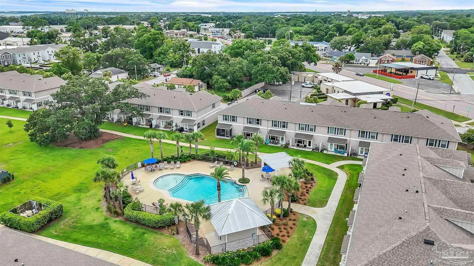 1210 W Government St, Pensacola, FL 32502 photo 2