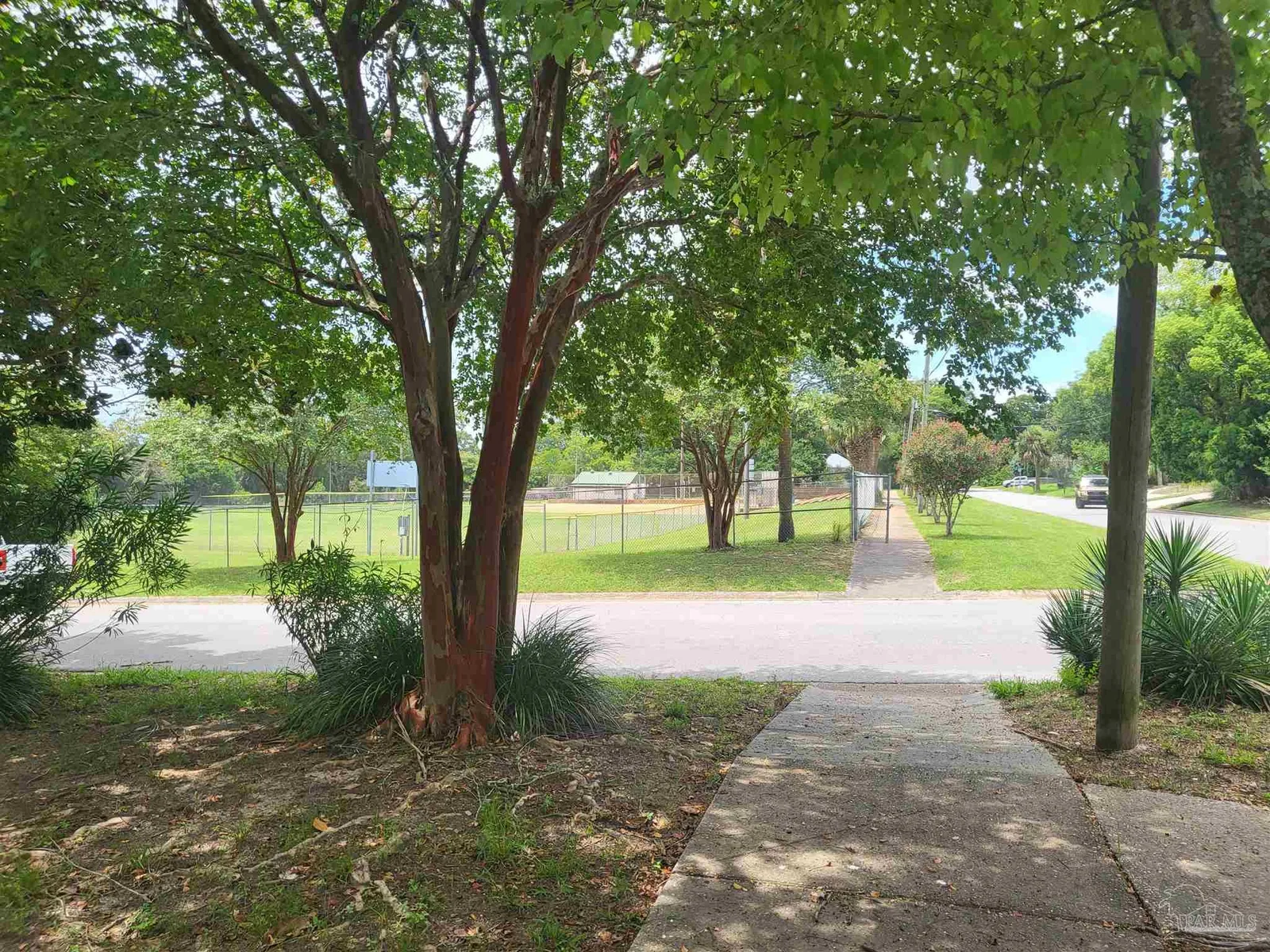 1301/1305 E La Rua St, Pensacola, FL 32501 photo 10