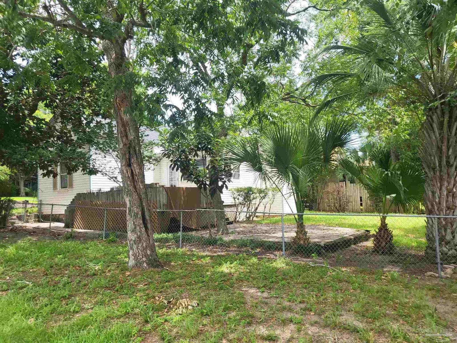 1301/1305 E La Rua St, Pensacola, FL 32501 photo 12