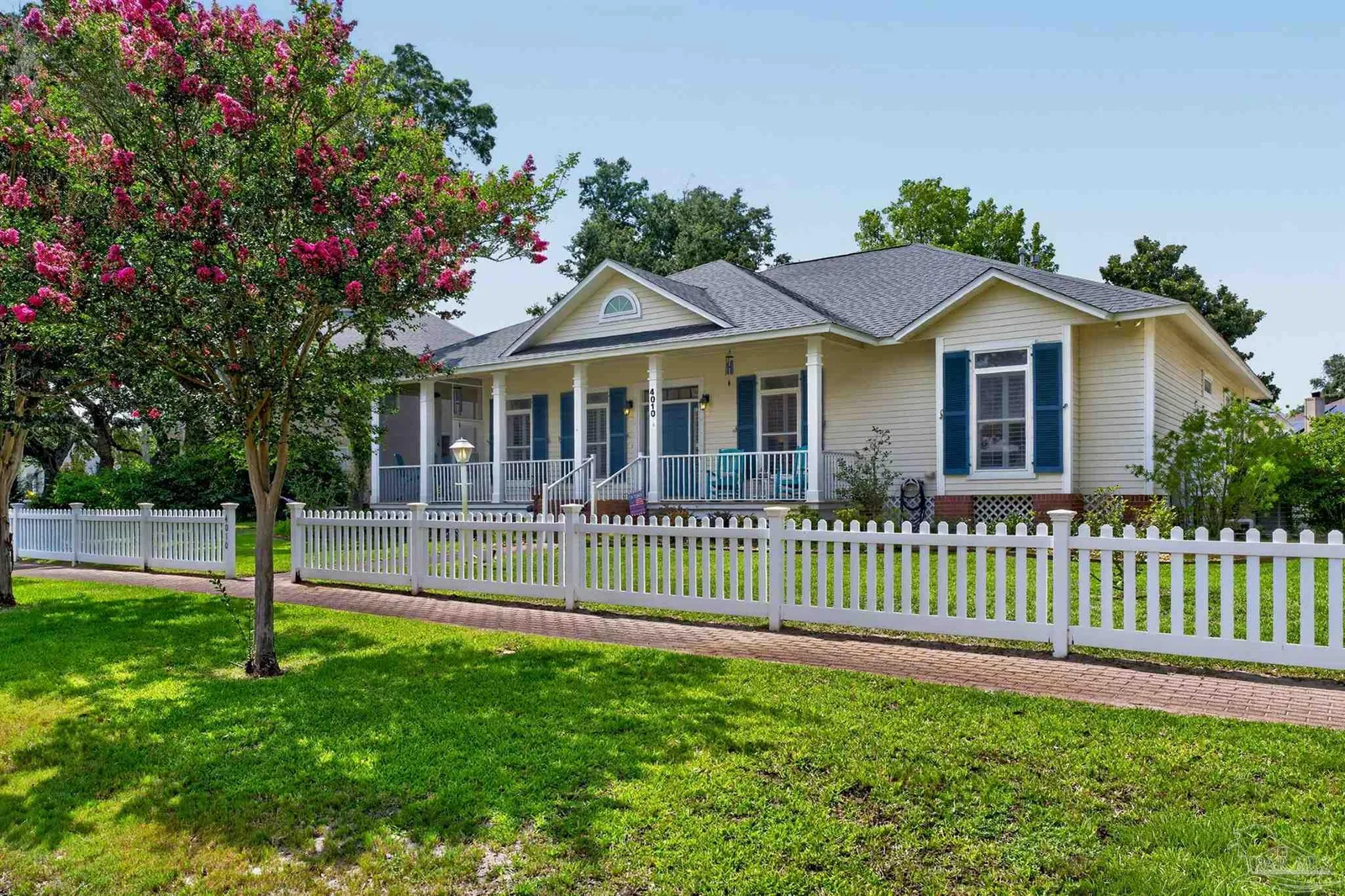 4010 Azure Way, Pensacola, FL 32507