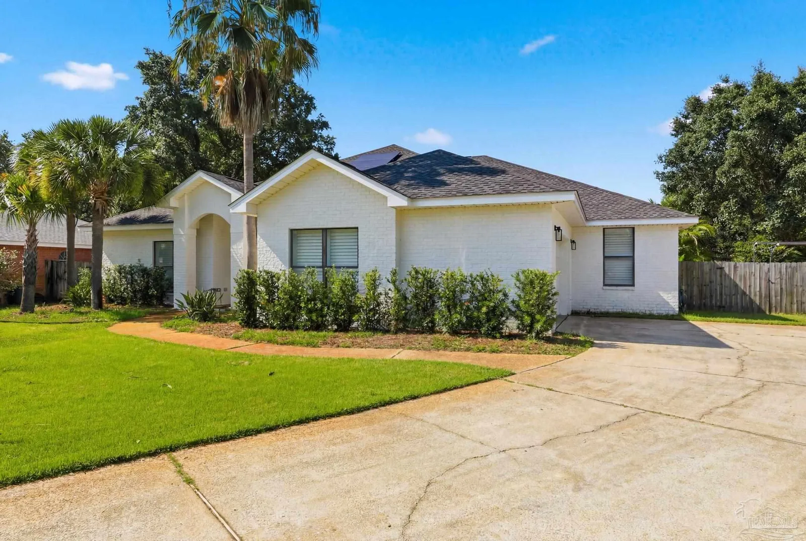 1194 Jaguar Cir, Gulf Breeze, FL 32563 photo 2