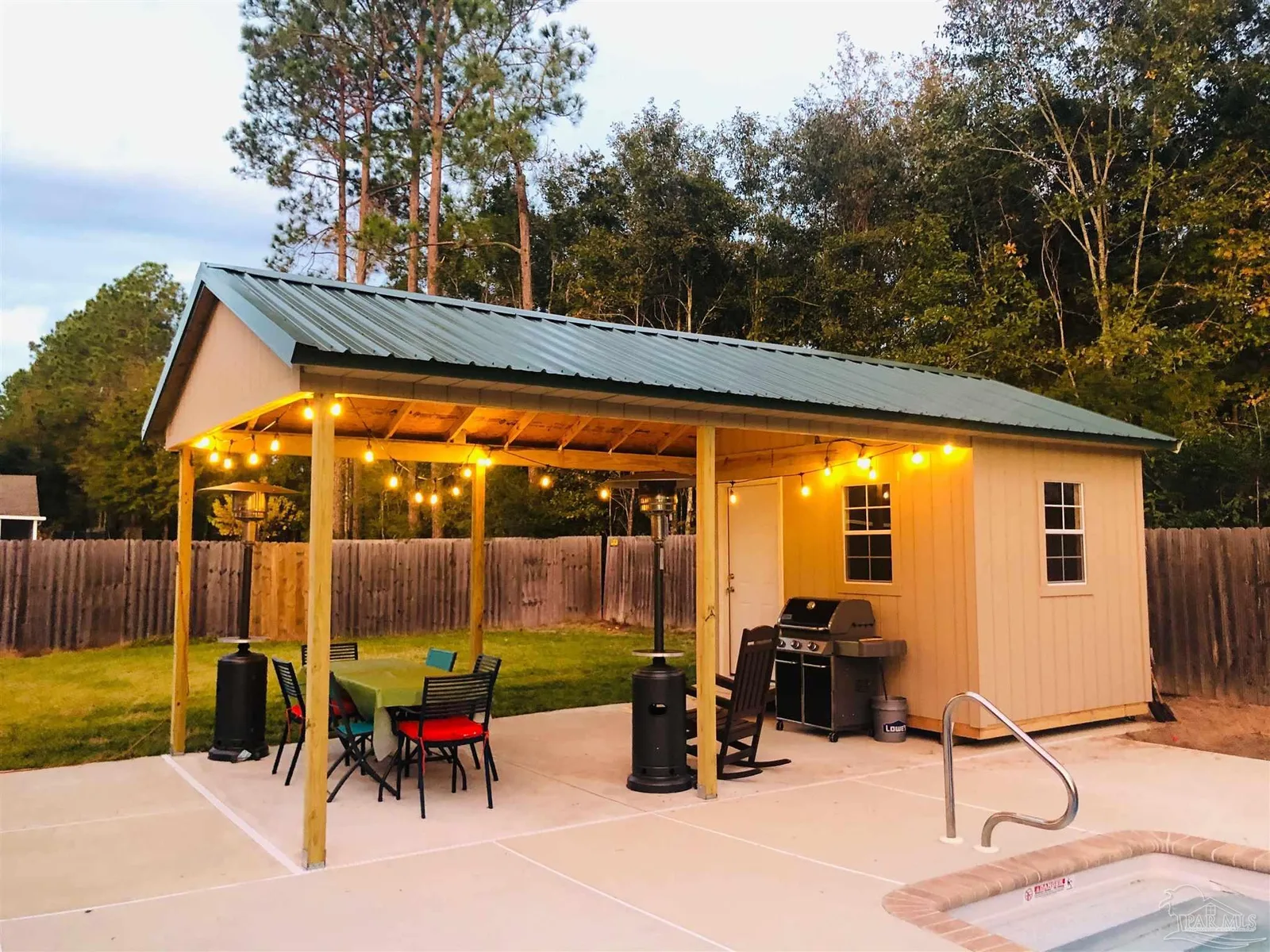 5580 Madelines Way, Pace, FL 32571 photo 3
