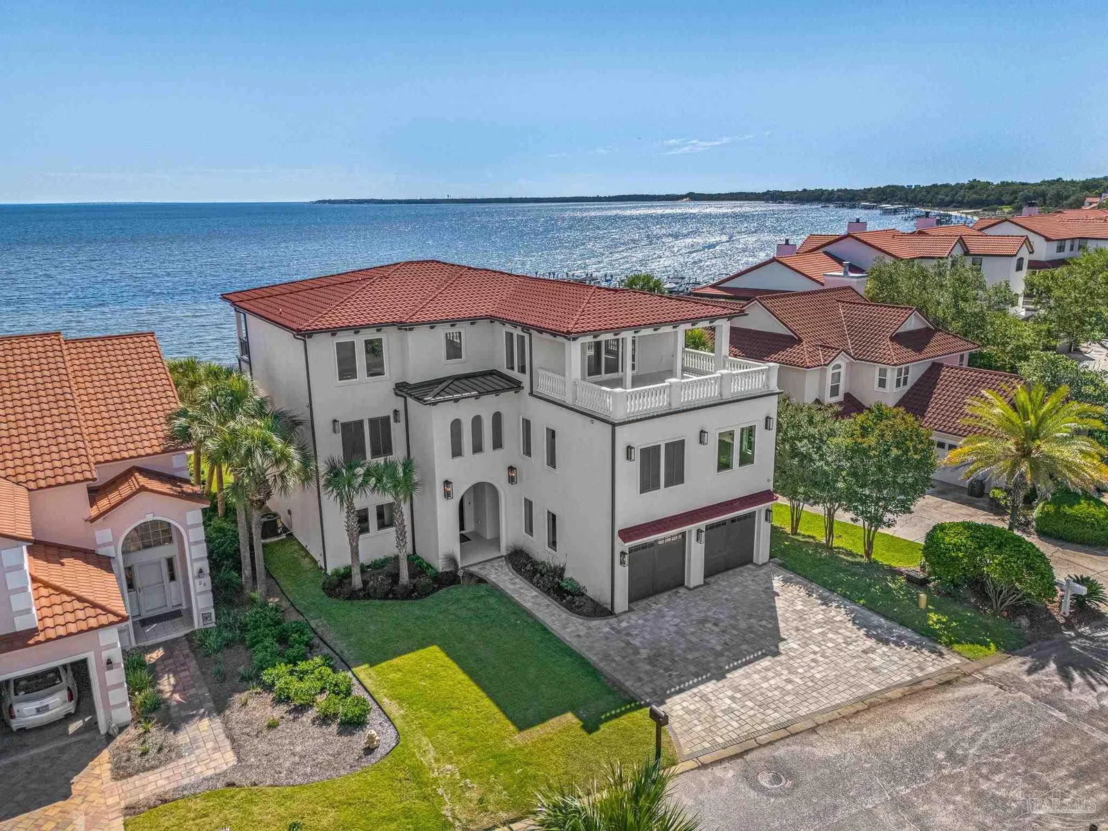 28 Baybridge Dr, Gulf Breeze, FL 32561